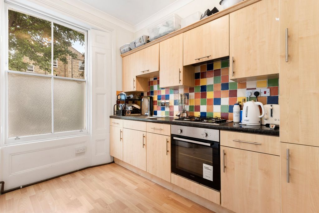 Property photo 3 of 14
