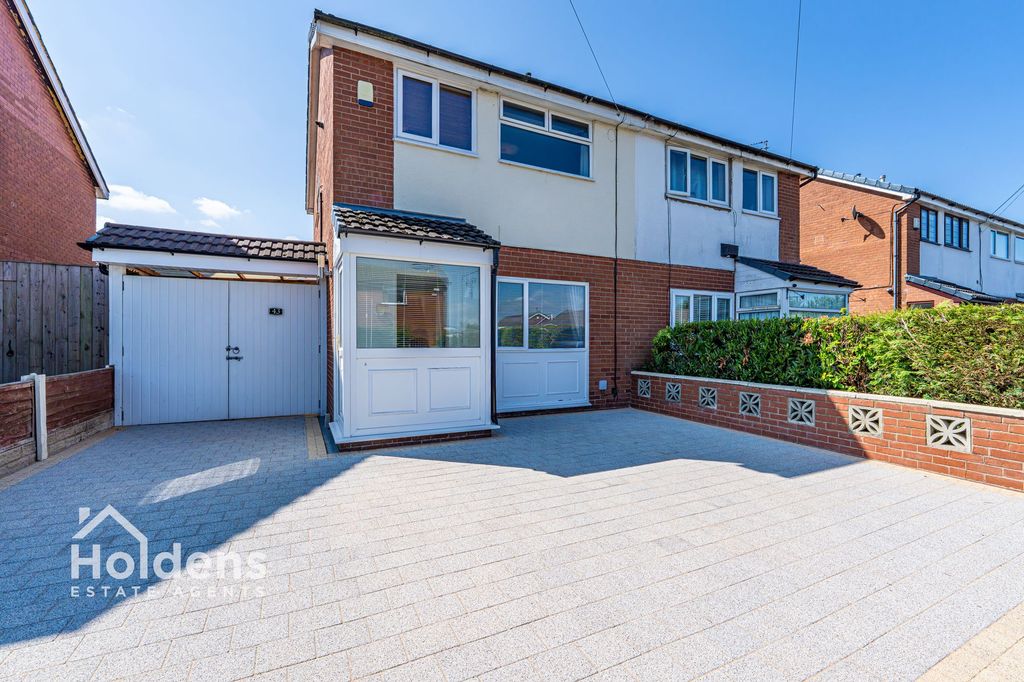 Property photo 1 of 19