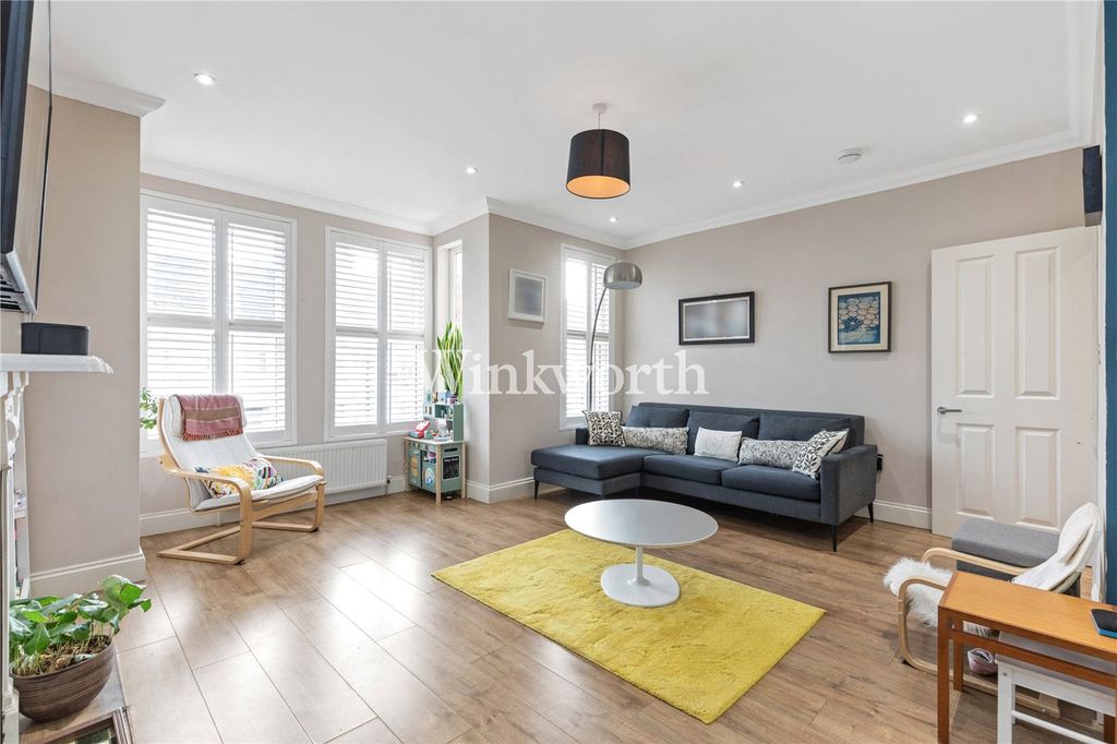 Property photo 3 of 17 Picture No. 09