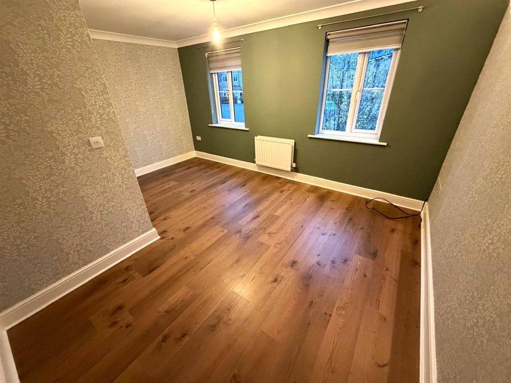 Property photo 3 of 12 Img-20251205-Wa0012.Jpg