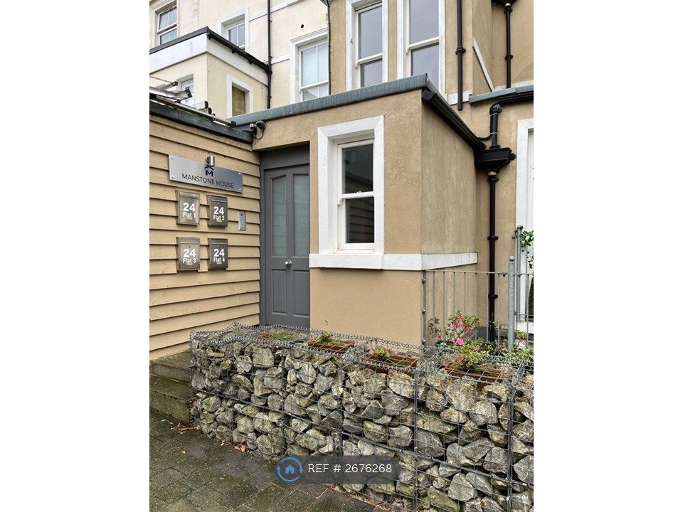 Property photo 2 of 9 Key Lock Entrance