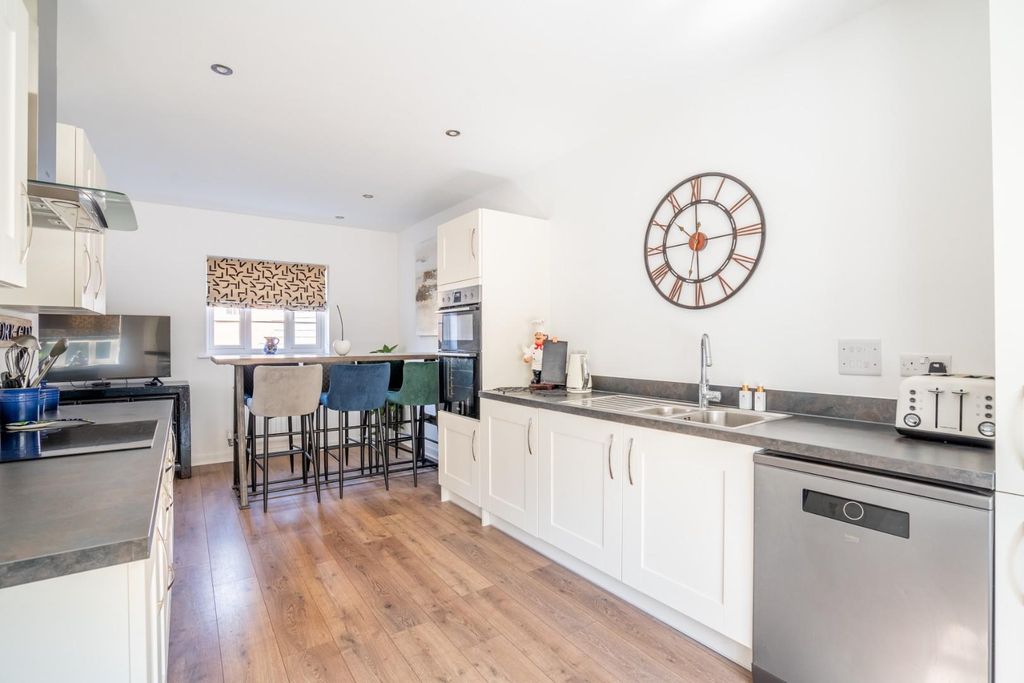 Property photo 3 of 14 Rc-3.Jpg