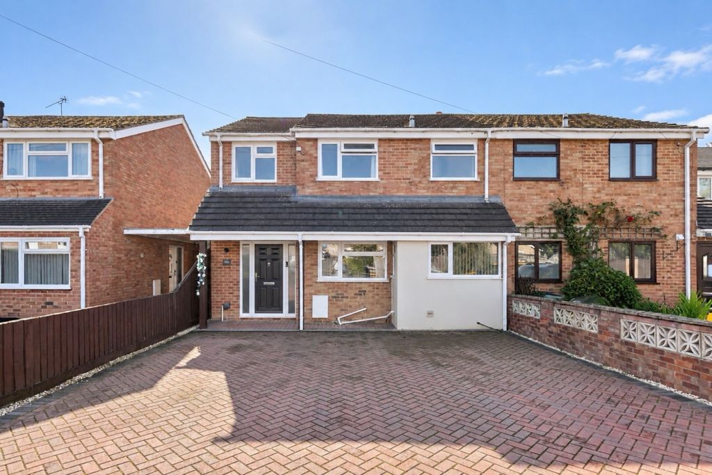 Property photo 1 of 18 Img_0885
