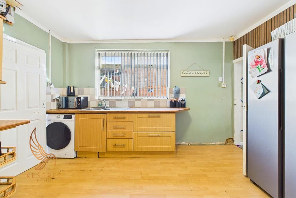 Property photo 3 of 26 23.Png