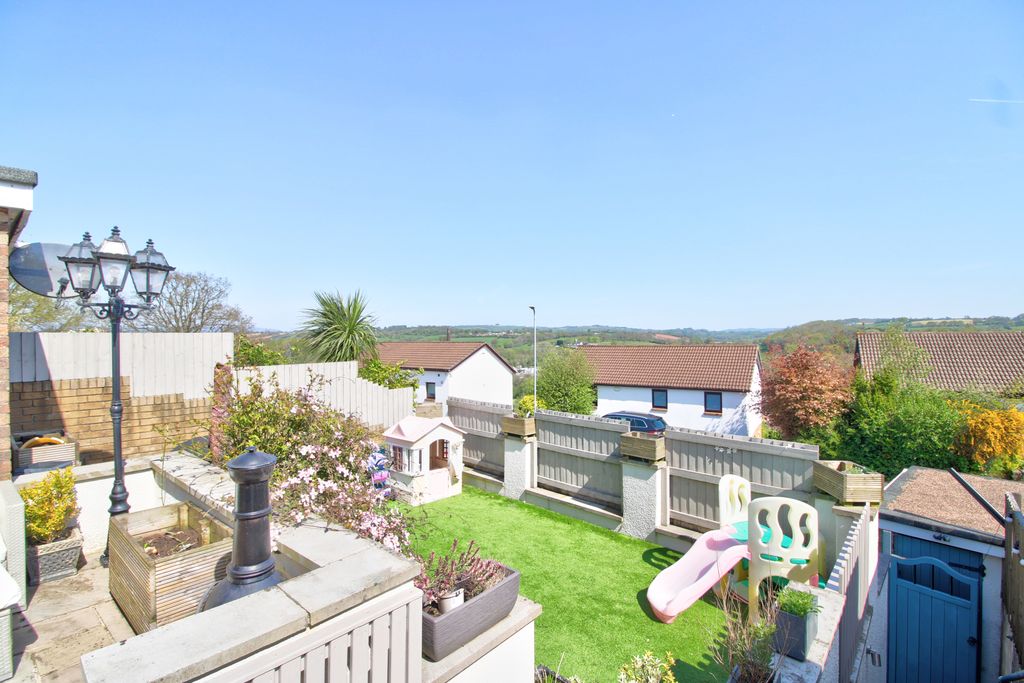 Property photo 3 of 23 Img_2907_8_9_Realistic