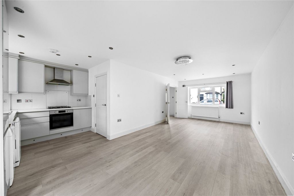 Property photo 1 of 11 Picture No. 02
