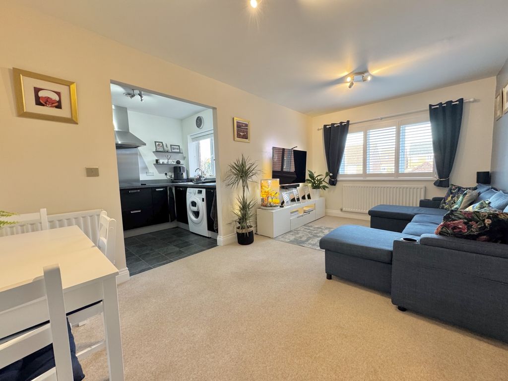 Property photo 2 of 12 Img_5674