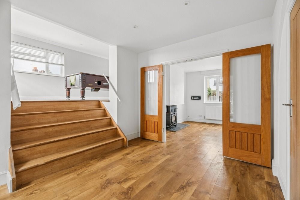 Property photo 3 of 22 4904752