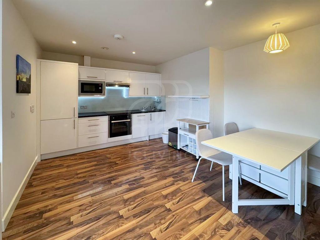 Property photo 3 of 10 6d7F12740597Ae73B35E4F8A6F9c0c28.Jpg