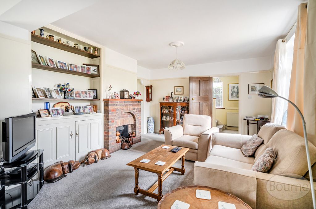 Property photo 2 of 19 5ba16Fe9-250c-4d6...