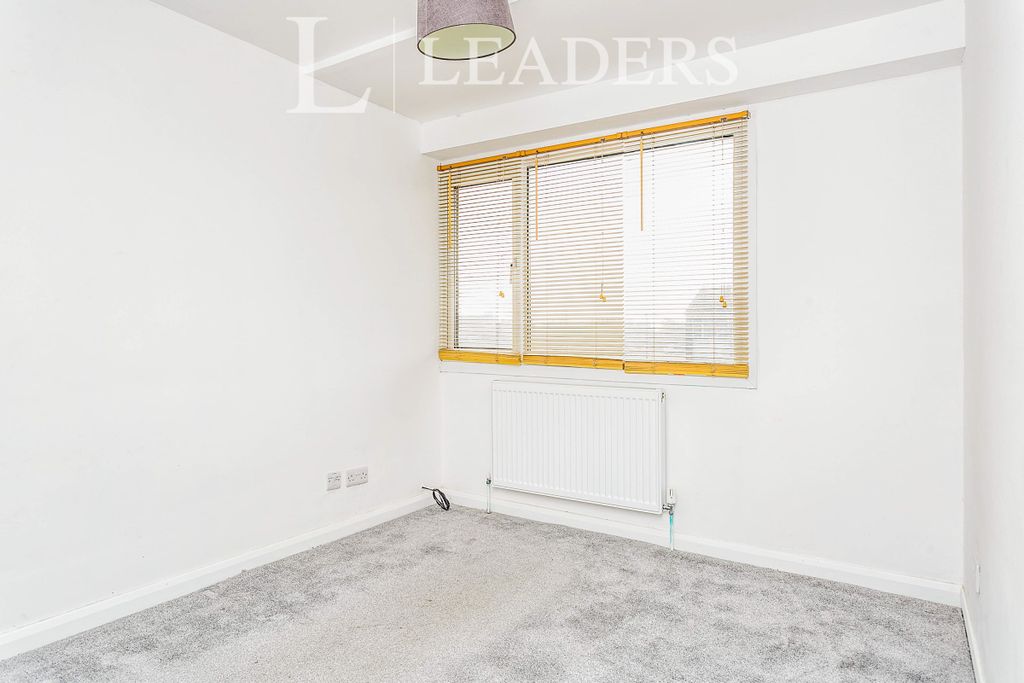 Property photo 2 of 22 472c6Dae-0E3A-4939-B