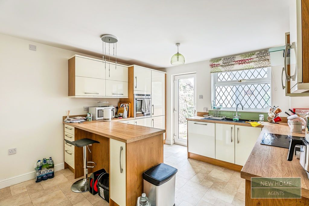 Property photo 3 of 21 Photo 8