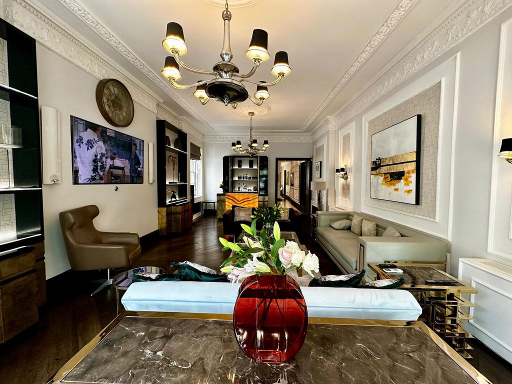 Property photo 1 of 28