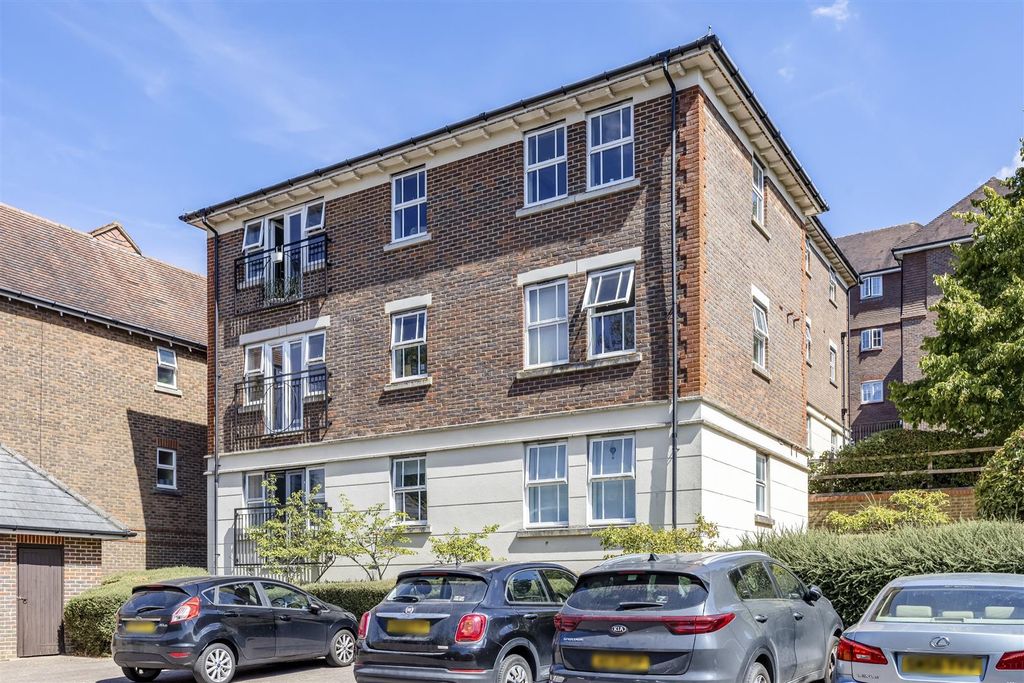 Property photo 1 of 15 Brooklands, 36-012.Jpg
