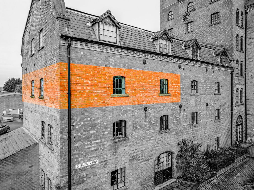 Property photo 2 of 14