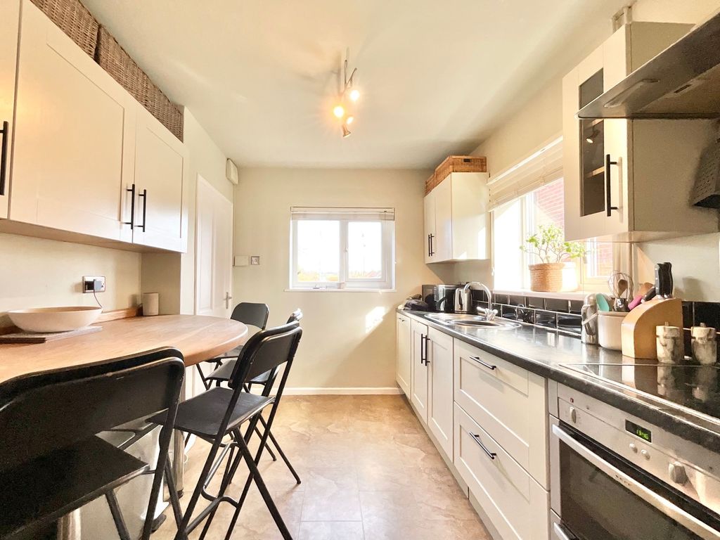 Property photo 3 of 26