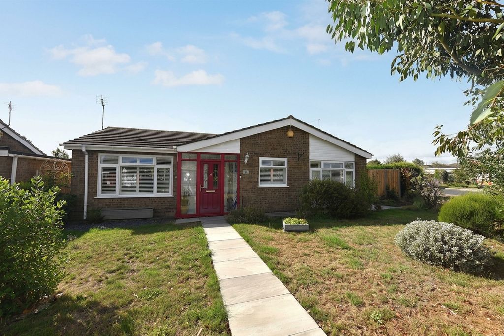 Property photo 1 of 18