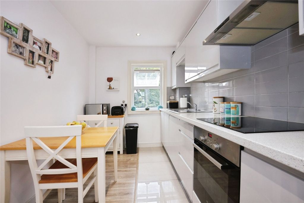 Property photo 2 of 10 Picture No. 07