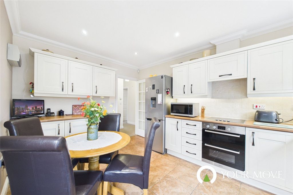 Property photo 3 of 20 Picture No. 02