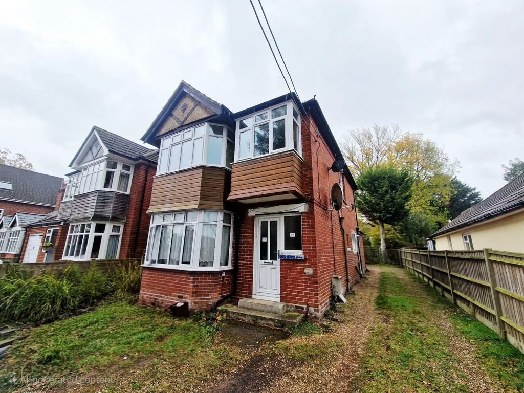 Property photo 1 of 9 Picture No. 12