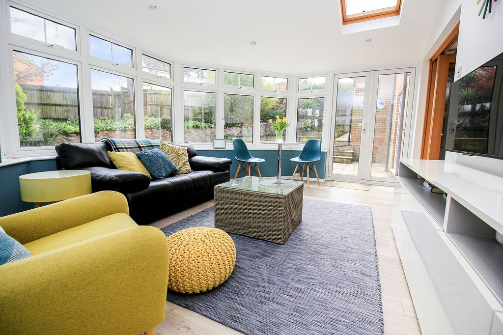 Property photo 3 of 29