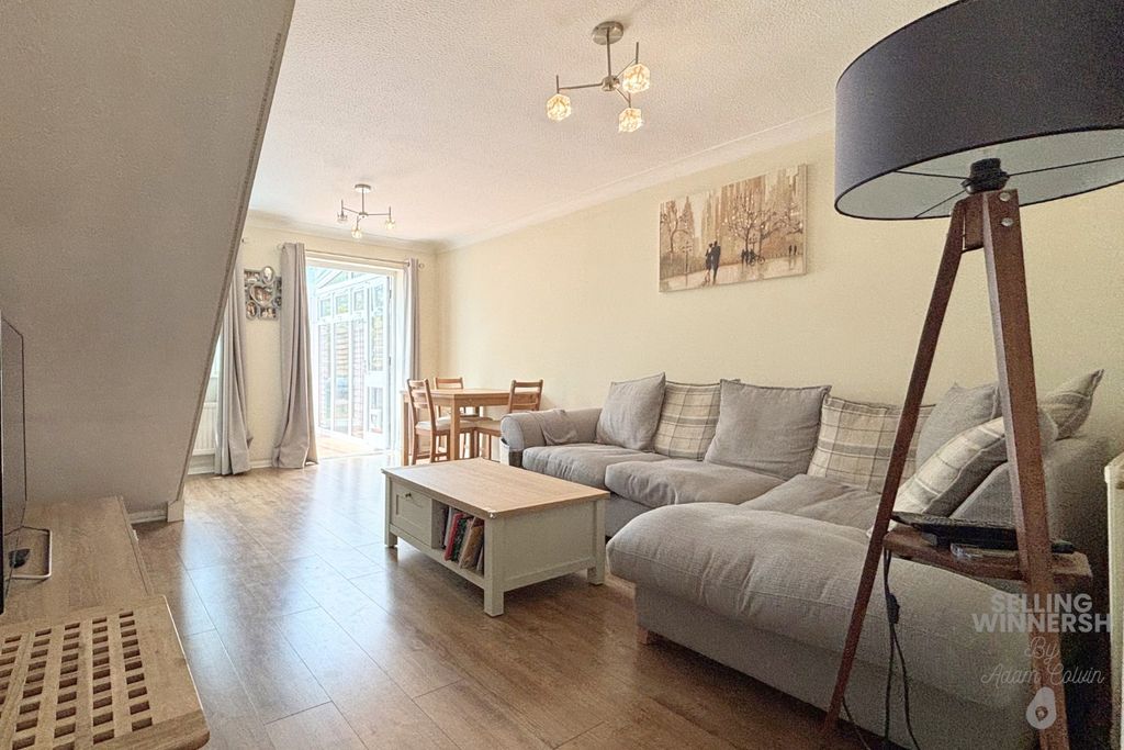 Property photo 3 of 14 5151777