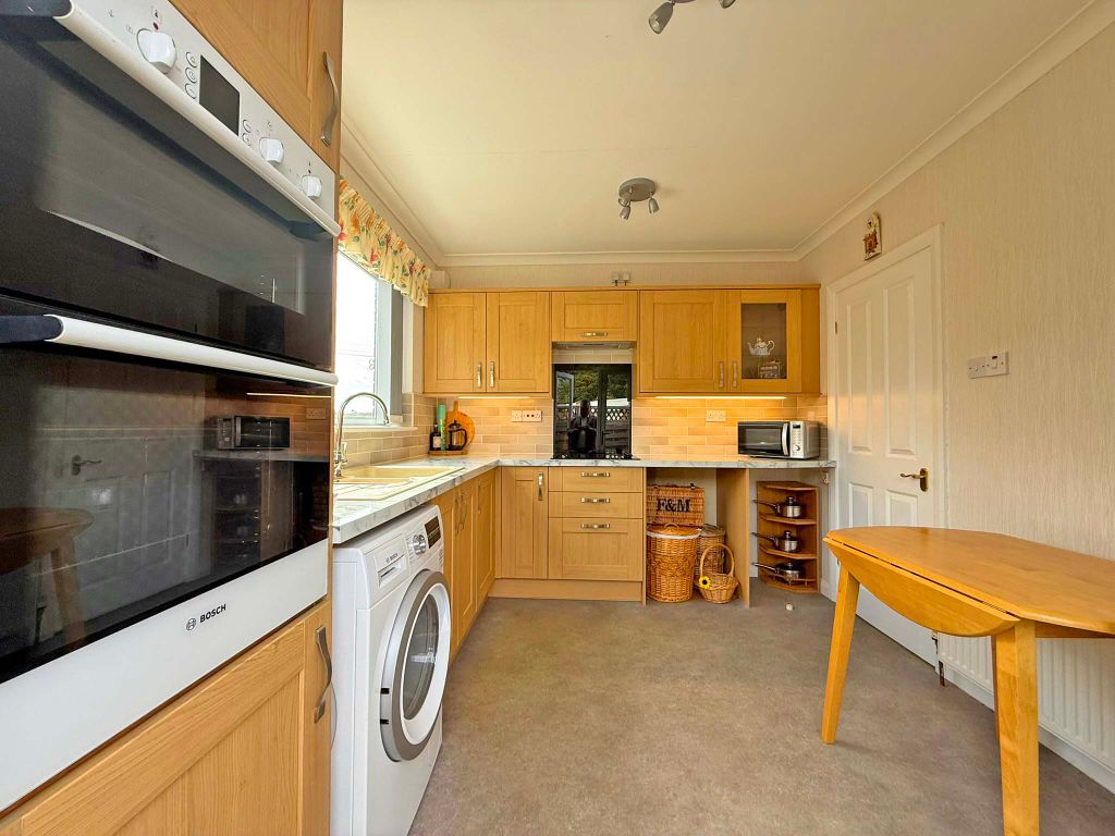 Property photo 3 of 16 Img_1973