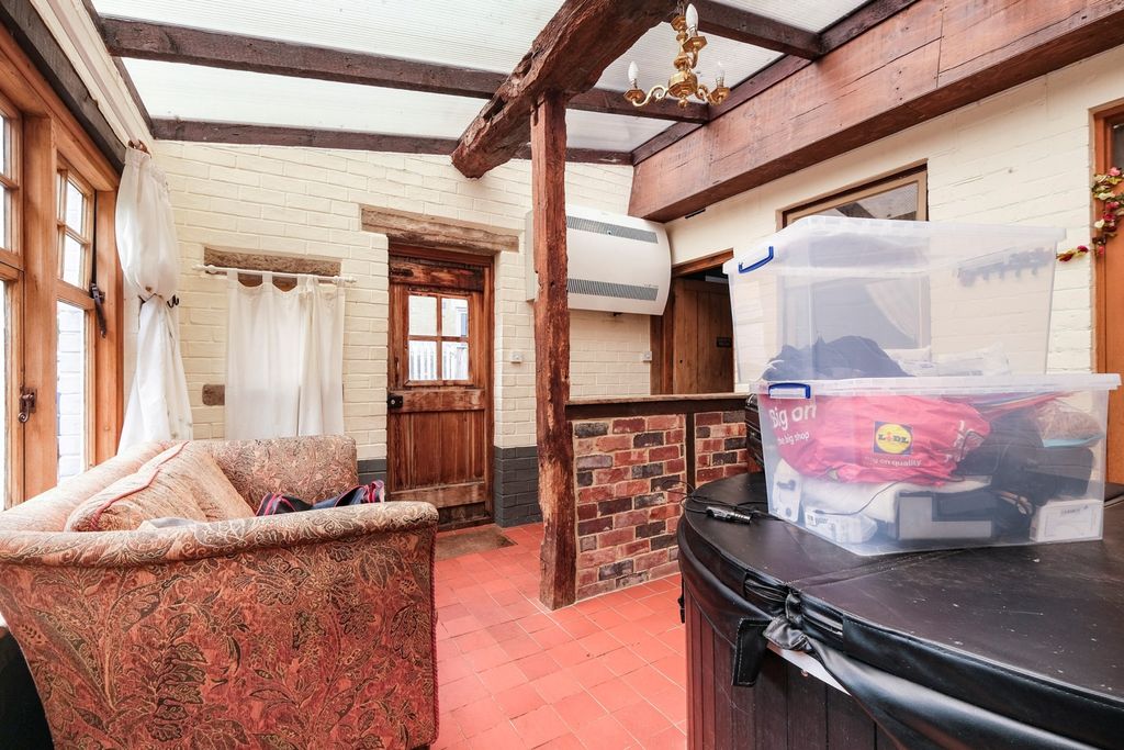 Property photo 3 of 21 Image 3