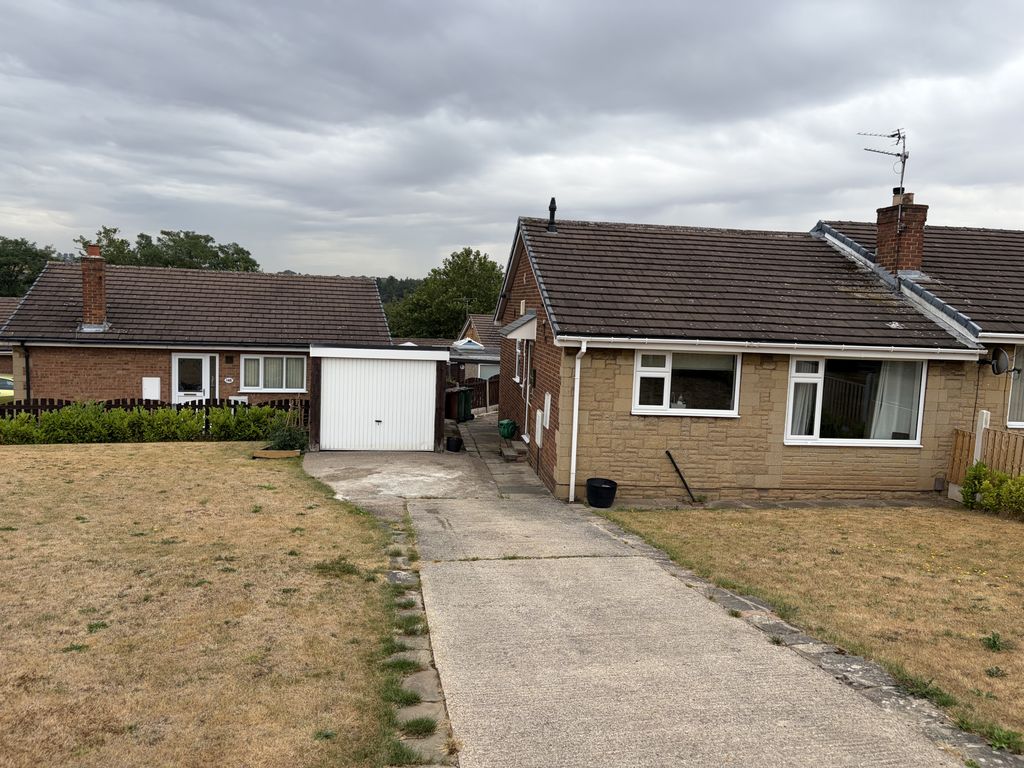 Property photo 1 of 2