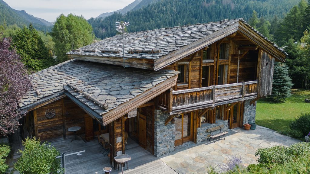Property photo 1 of 18 The Chalet For Sale