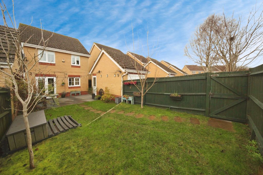 Property photo 2 of 11