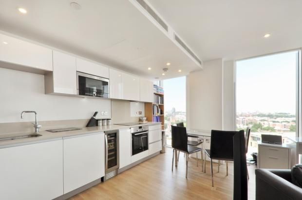 Property photo 2 of 8