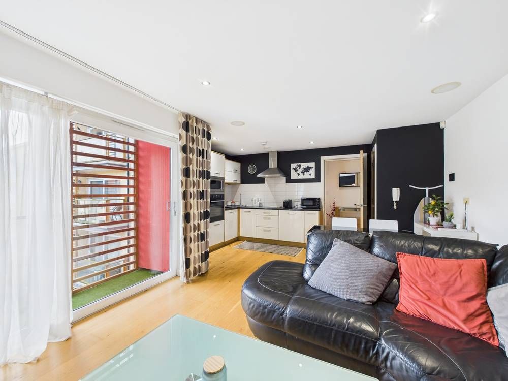 Property photo 3 of 14