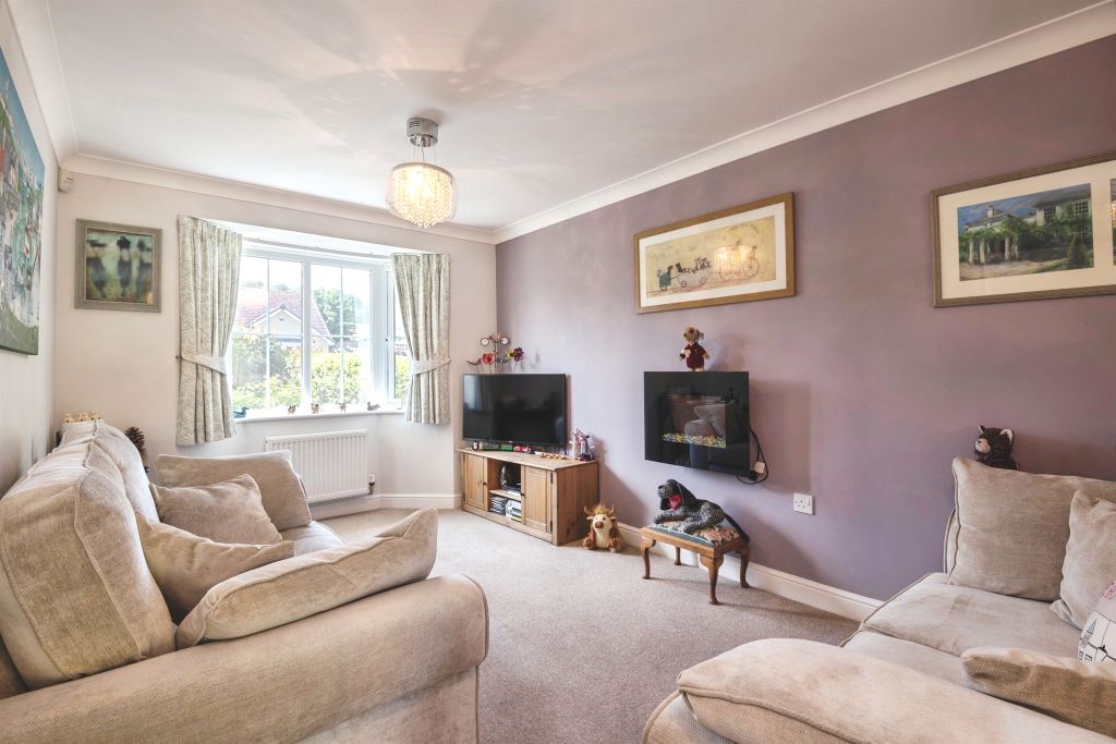 Property photo 2 of 17