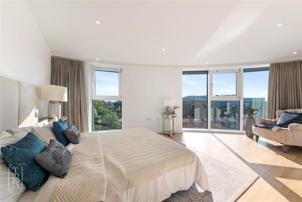 Property photo 3 of 8