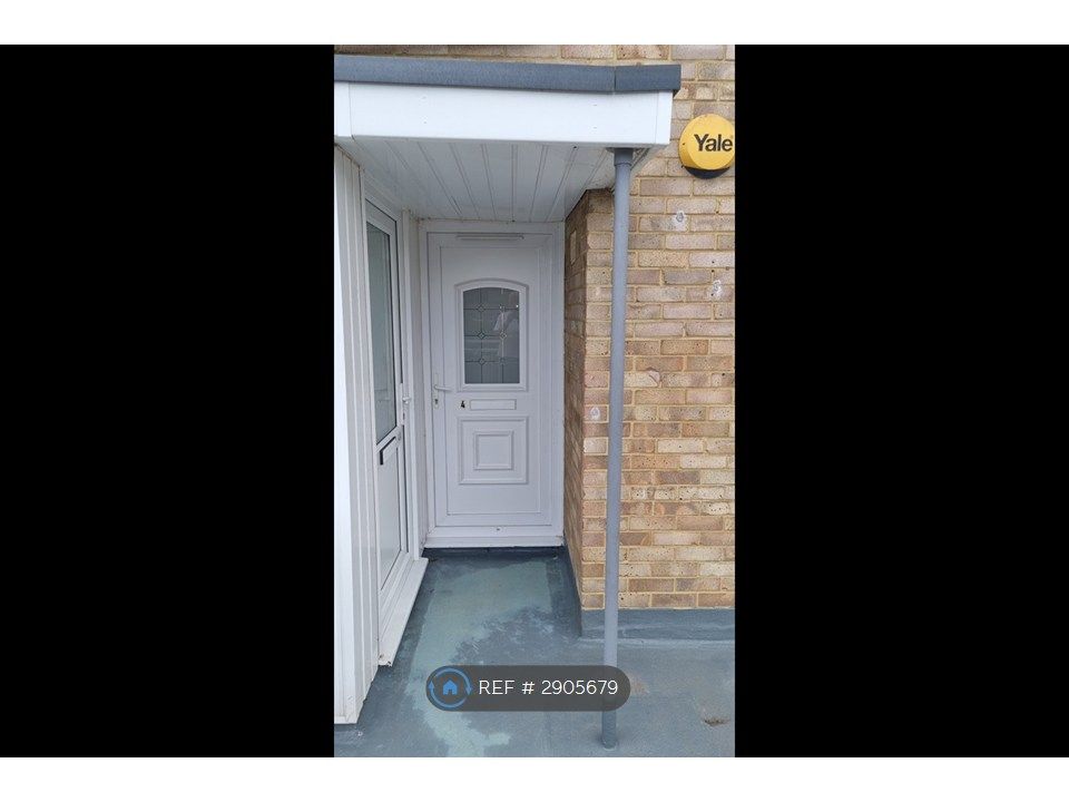 Property photo 2 of 10 Entrance