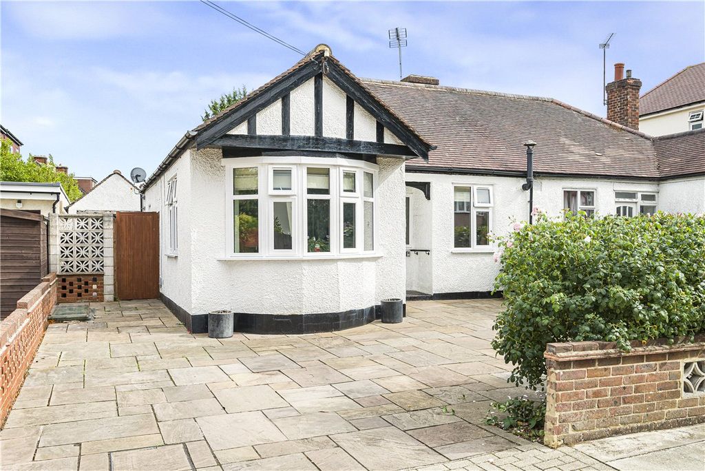 Property photo 1 of 17 Picture No. 15