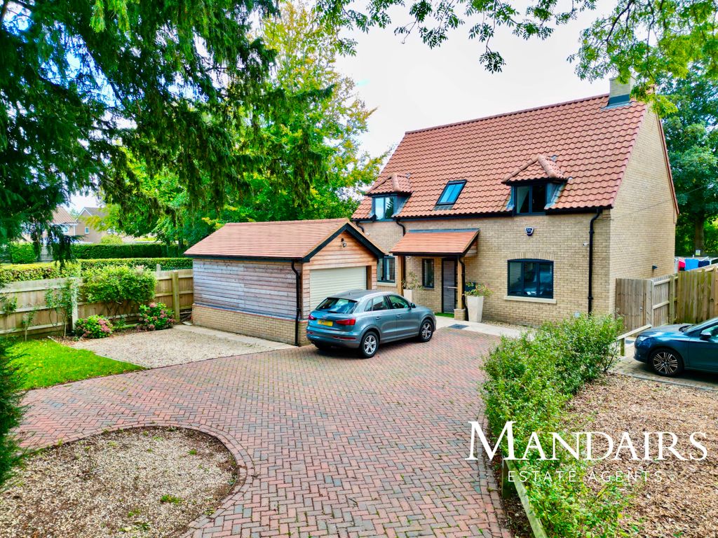 Property photo 3 of 23