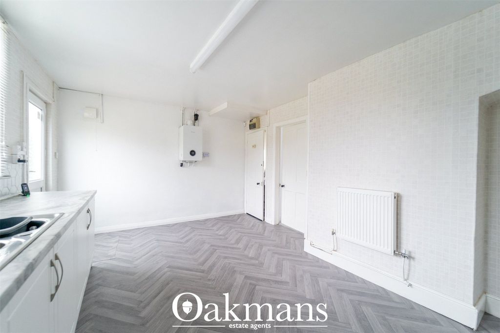 Property photo 3 of 22 Picture No. 06