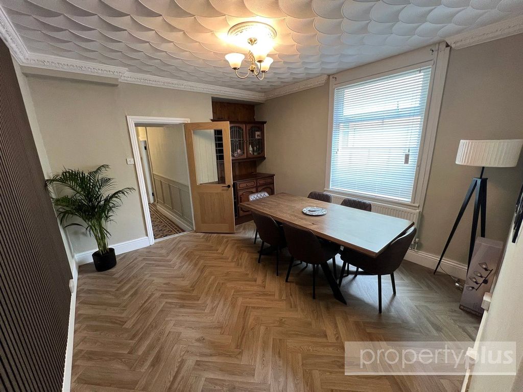 Property photo 2 of 26 Picture No. 22