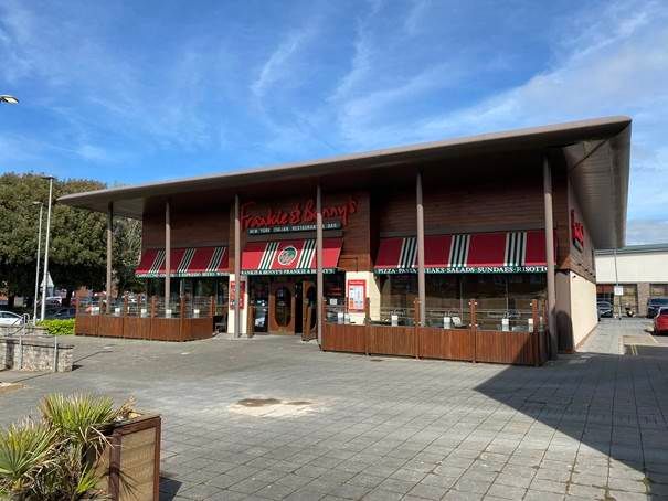 Property photo 1 of 4