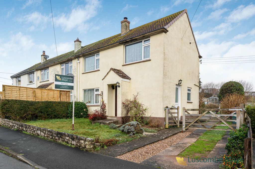 Property photo 1 of 21