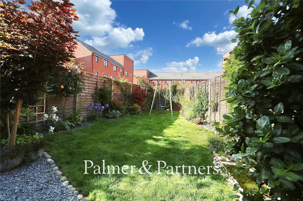 Property photo 3 of 27 Picture No. 04