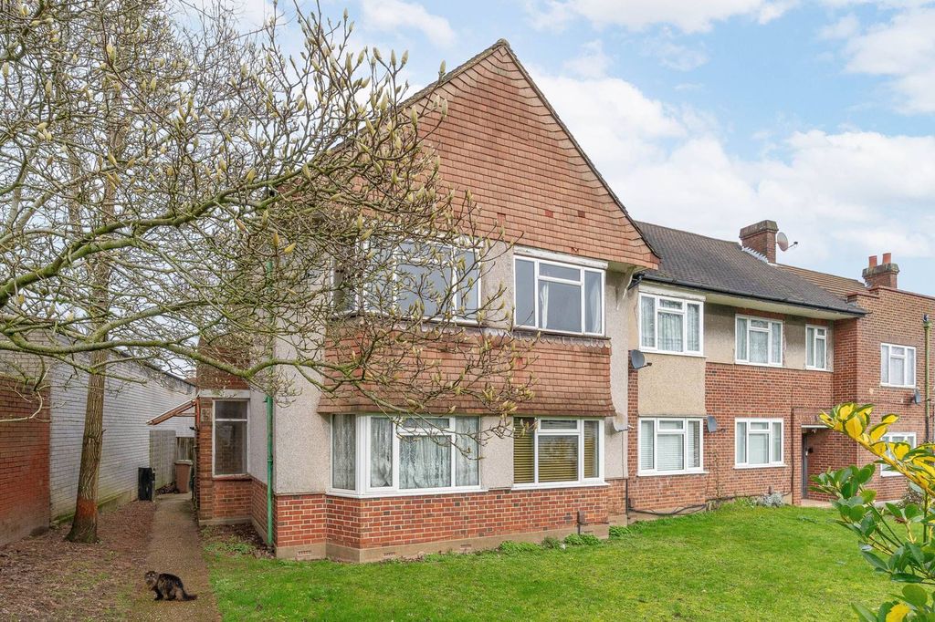 Property photo 1 of 9