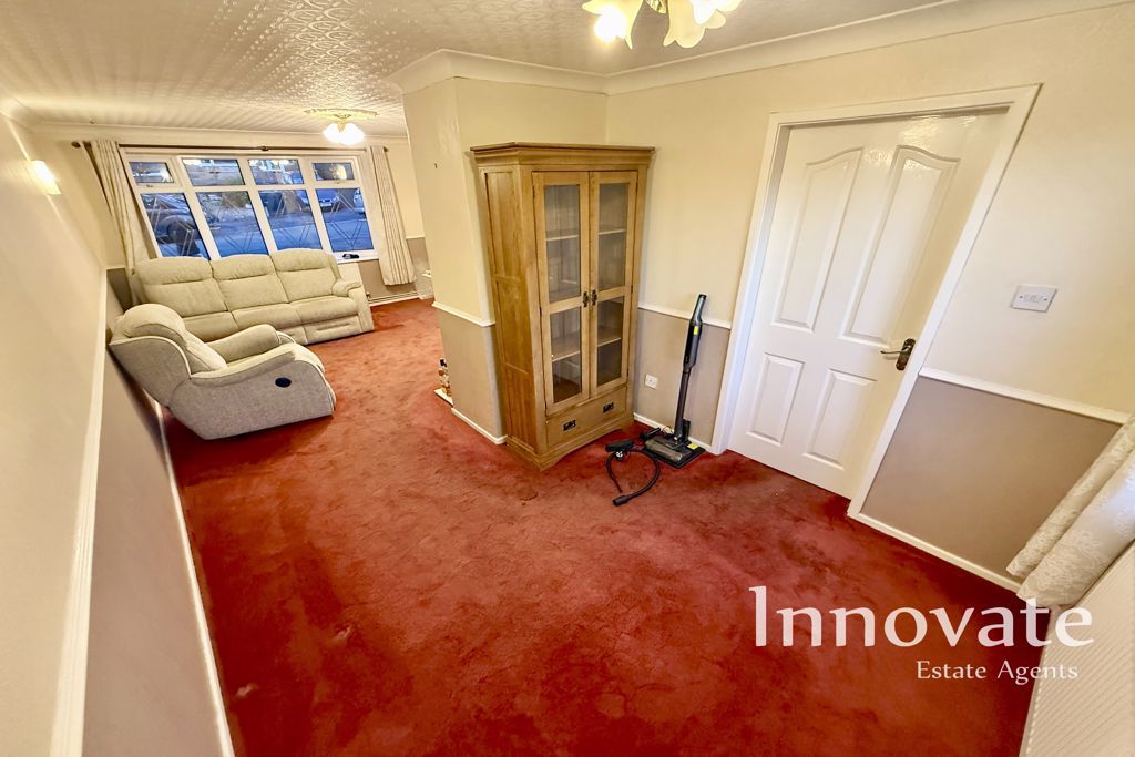 Property photo 2 of 9 Photo 8