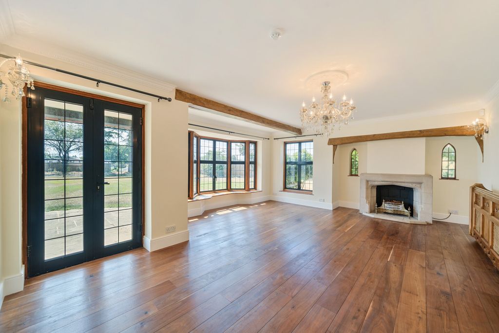 Property photo 2 of 26 1327319-31-687A56...