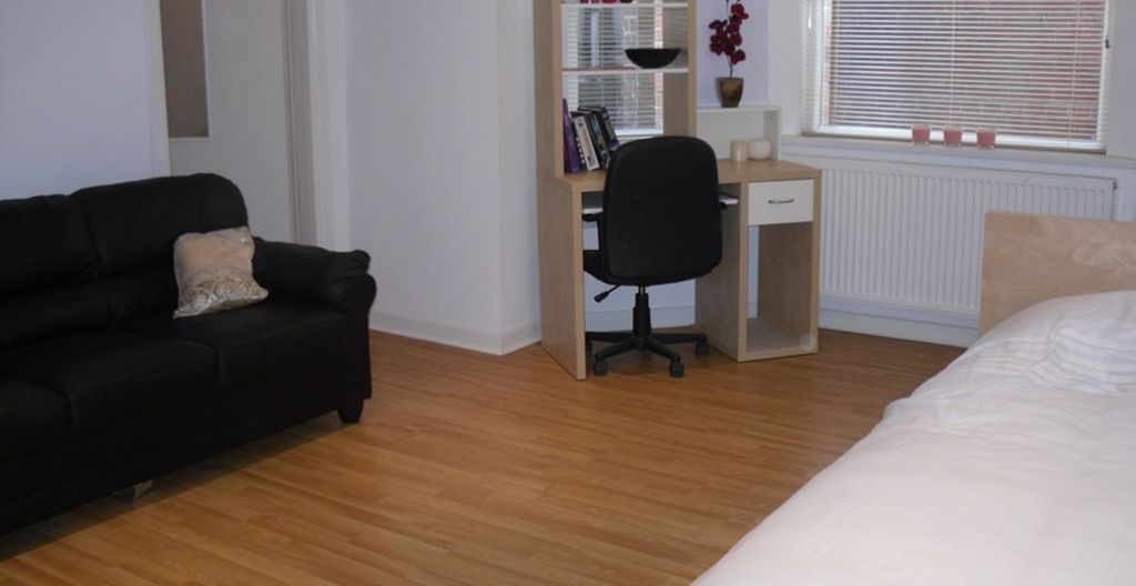 Property photo 2 of 4