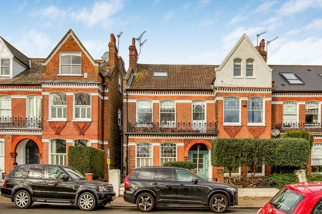 Property photo 1 of 8