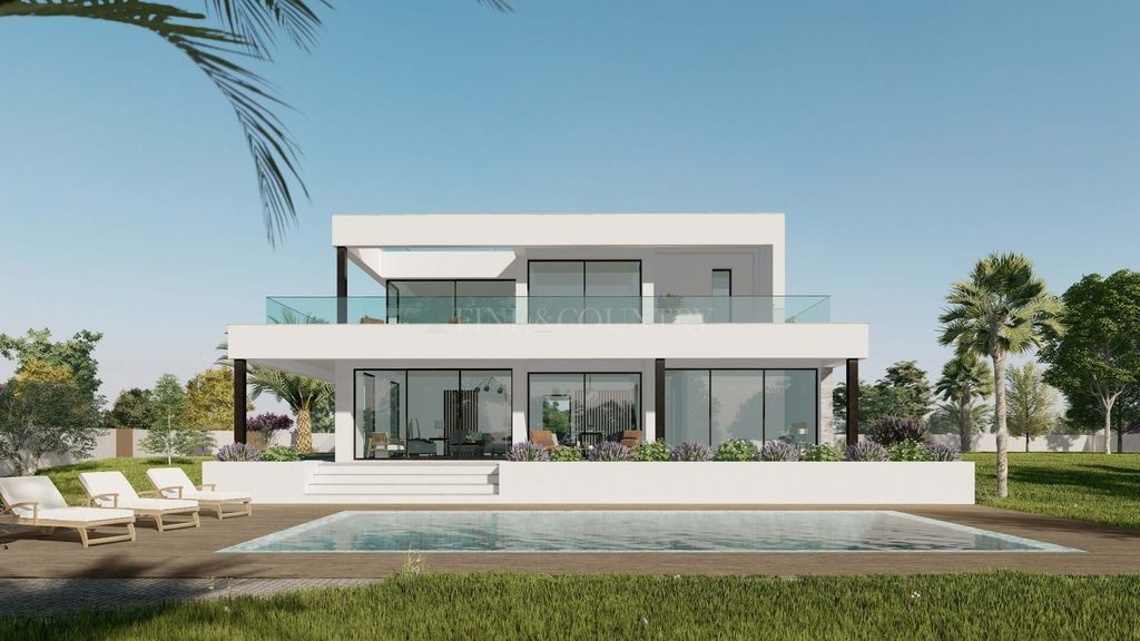 Property photo 2 of 13