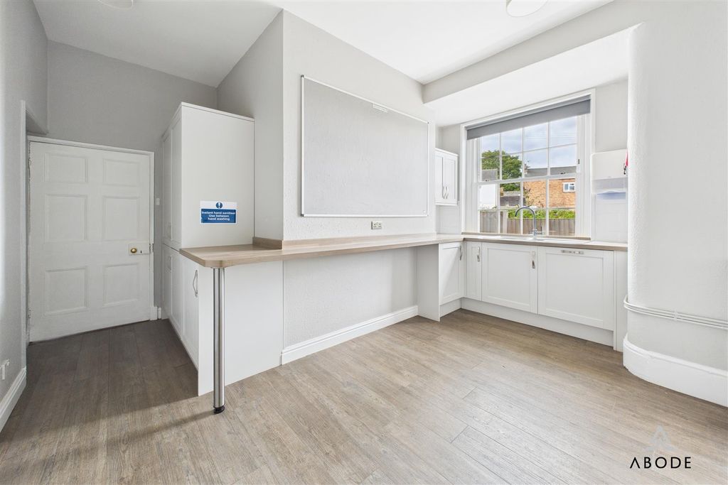Property photo 3 of 13 Cam02544G0-Pr0296-Still002.Jpg